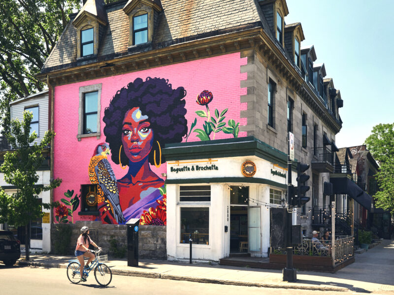 Credit FR © Murale Sans titre par M.Falconer - Photo par Sylvie Li - Tourisme Montréal